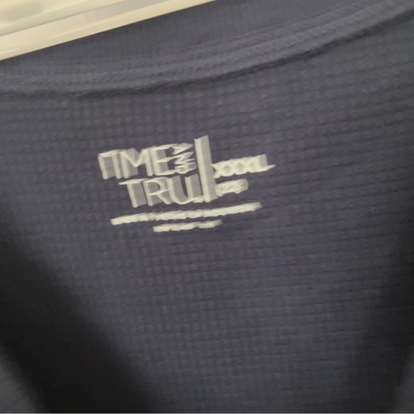 Time and Tru Navy Waffle Knit Long Sleeve Top - Picture 3 of 4